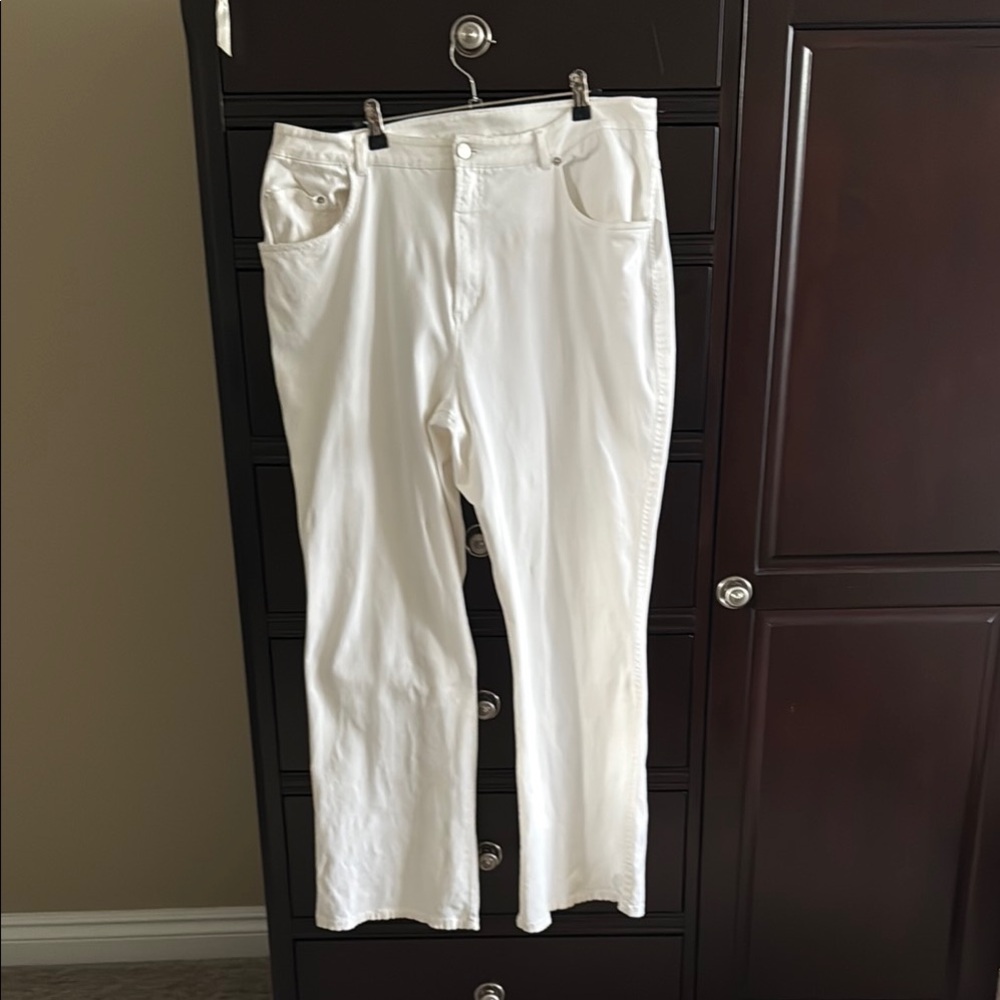 Denim&Co White Crosstretch Straight Leg Jeans